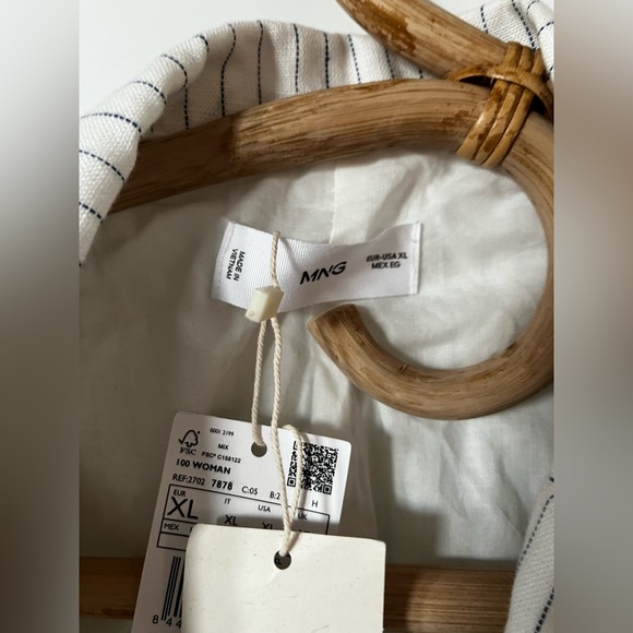 NWT Linen Mango White Pinstripe Blazer - Picture 4 of 7